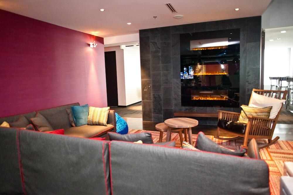 Alt Hotel Halifax Airport Enfield Esterno foto