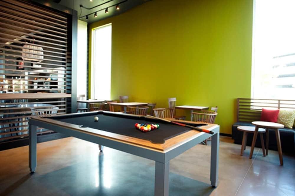 Alt Hotel Halifax Airport Enfield Esterno foto