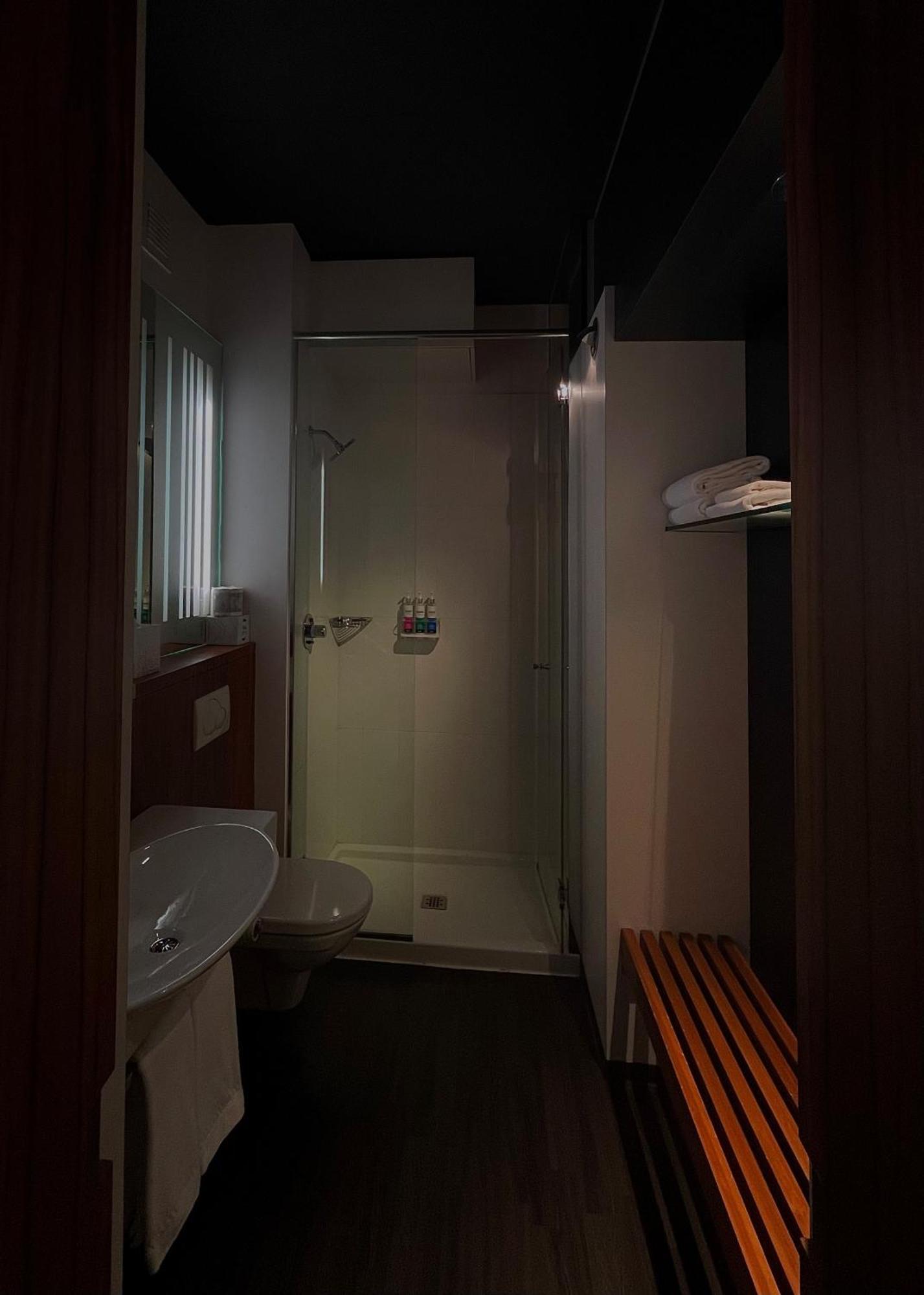 Alt Hotel Halifax Airport Enfield Esterno foto